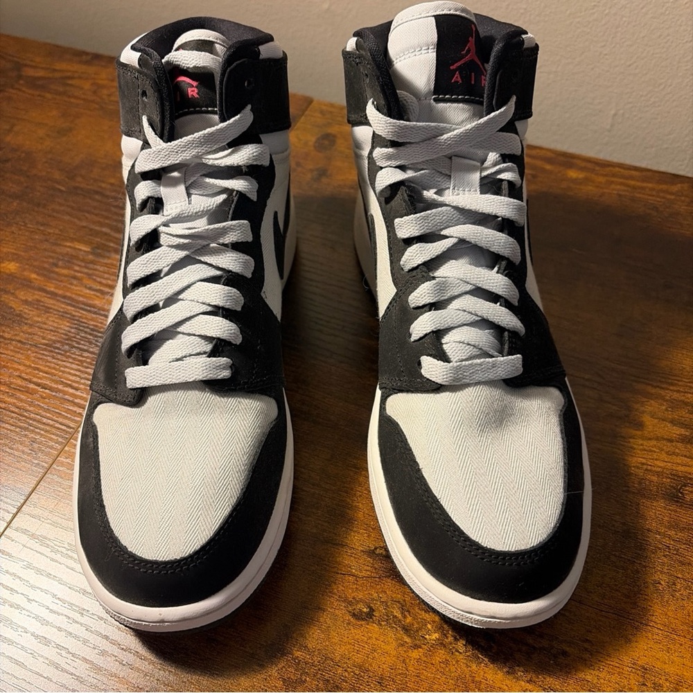 Nike Air Jordan 1 Retro Hi Pure Platinum Vivid Pink Black Gray size 8Y